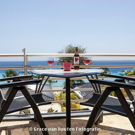 Bonaire Seaside Apartments מראה חיצוני תמונה