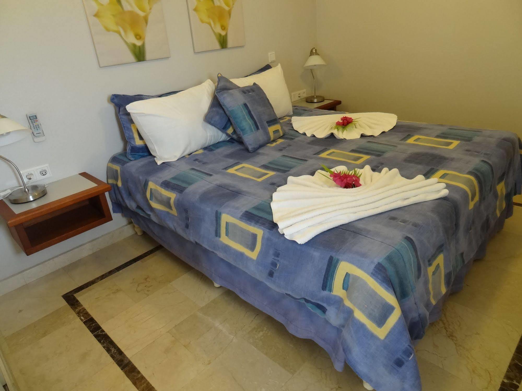 Bonaire Seaside Apartments מראה חיצוני תמונה