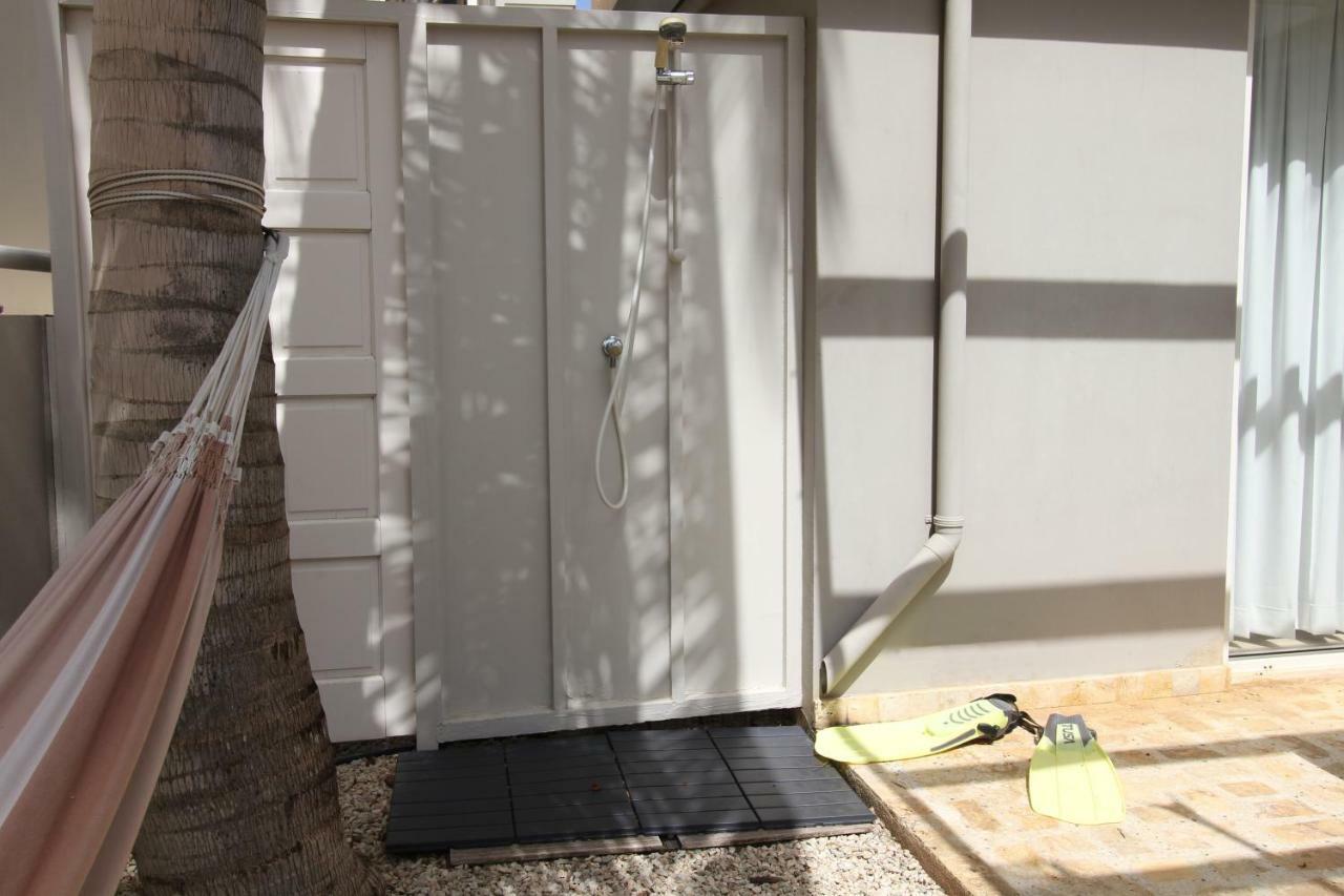 Bonaire Seaside Apartments מראה חיצוני תמונה